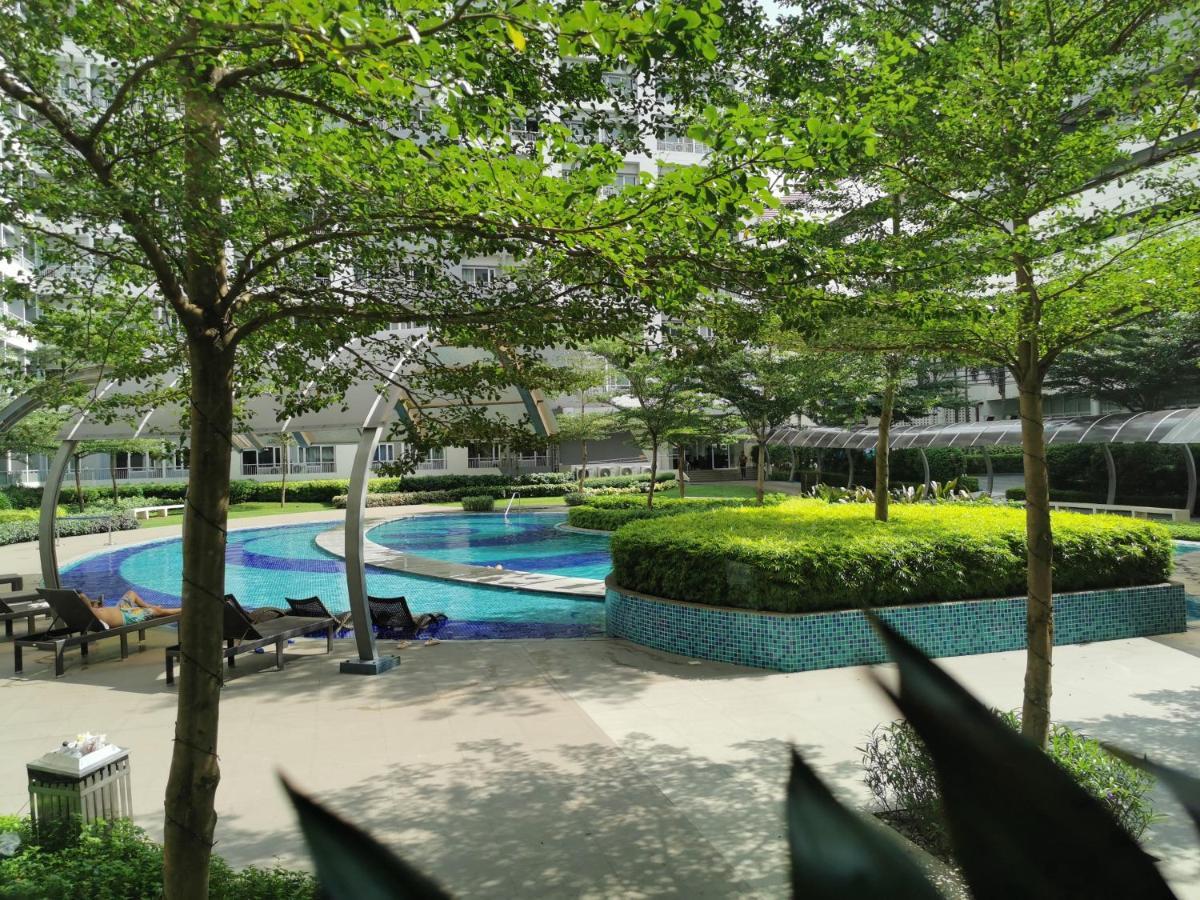 Liam's Pad At Grace Residences Apartment *